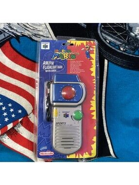nintendo 64 super Mario AM/FM flashlight radio with siren! Sealed!